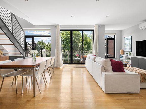 2nd image of 730 Lafayette Ave #4R
