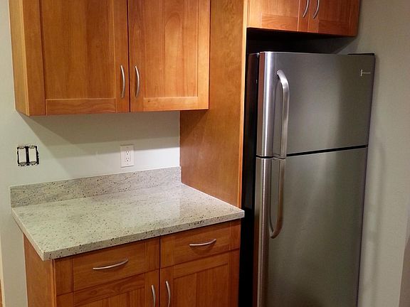 5th image of 506 Highland Ave Unit A