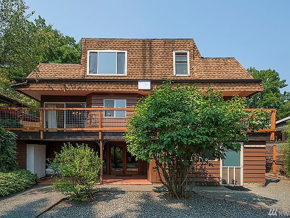 2nd image of 10028 35th Ave NE