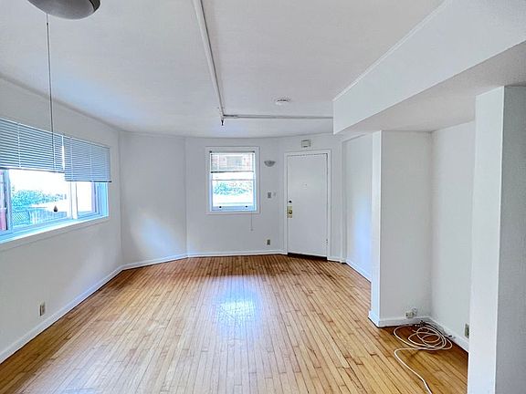 2nd image of 1132-1136 Haight St #1132C