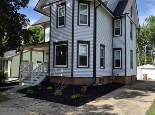 1419 West St, Grinnell, IA 50112