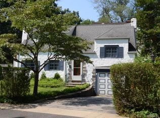 5 Valley Stream Rd W, Larchmont, NY 10538