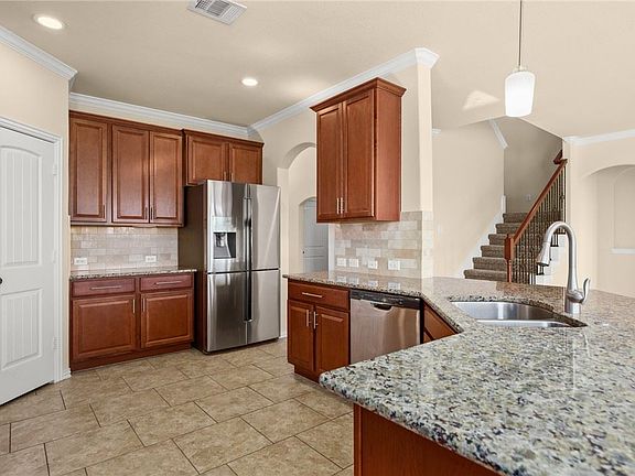 4th image of 3112 Honey Peach Way