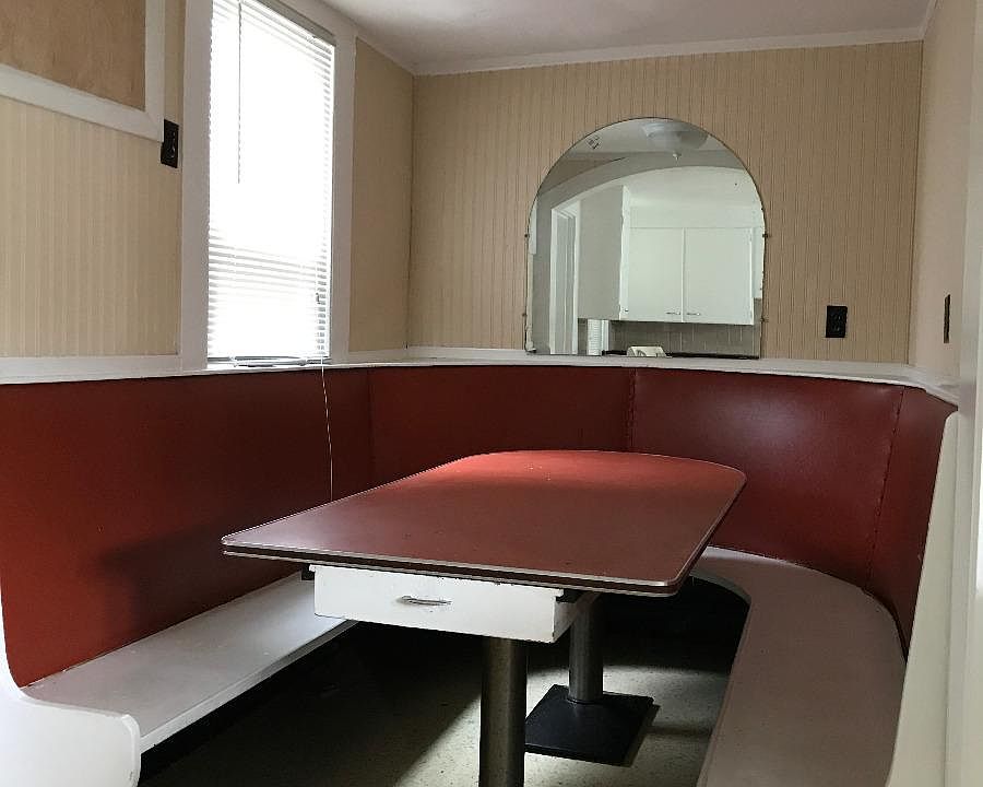 2nd image of 2 Oakland St #1P