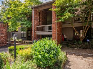2807 E Joyce Blvd BUILDING 4, Fayetteville, AR 72703