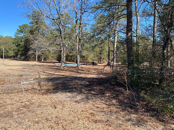 2nd image of 1621 N Pine Ridge Drive