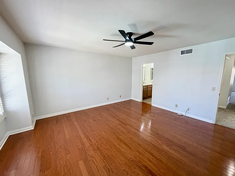 319 Spinnaker Way — Photo 23
