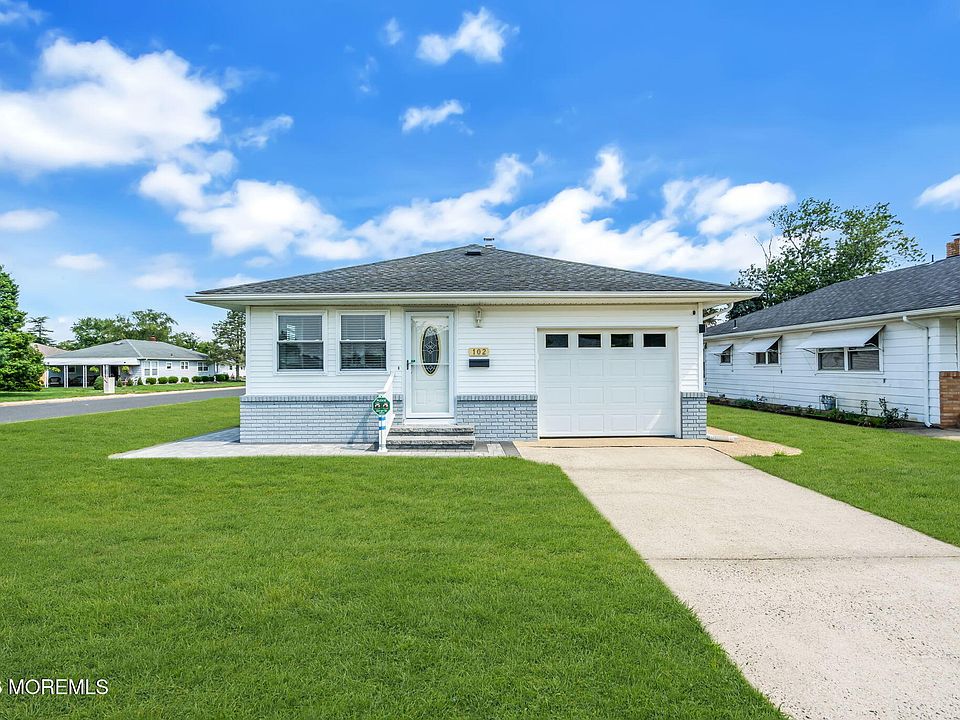 1st image of 102 Barbuda Street