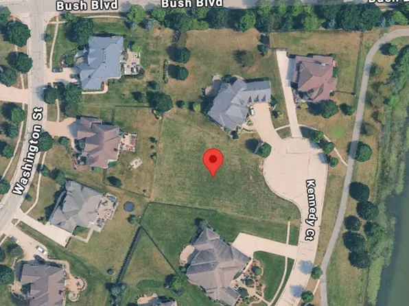 3 Kennedy Ct #64, Bolingbrook, IL 60490