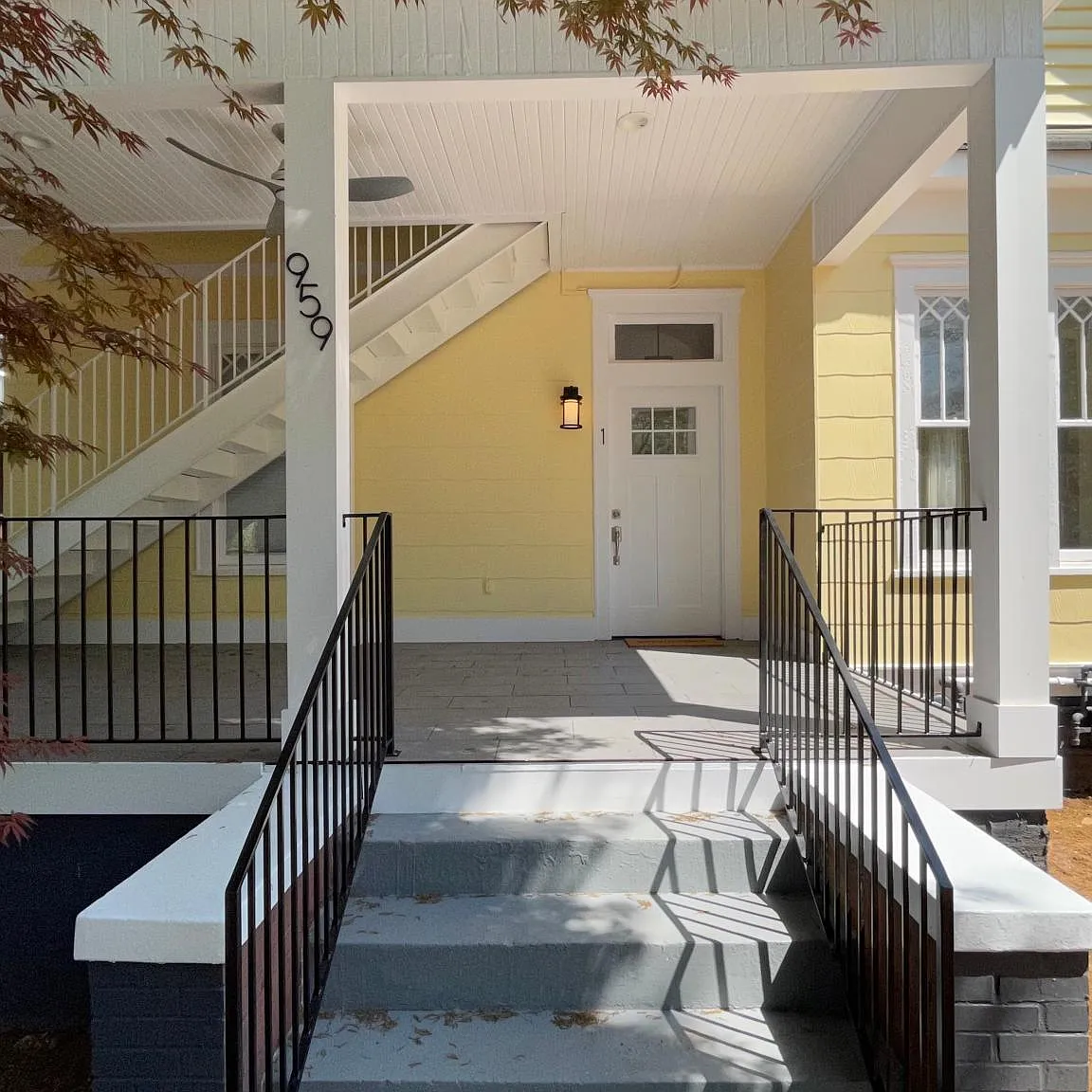 959 Myrtle St NE — Photo 2