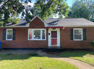 3538 Valley View Ave NW, Roanoke, VA 24012