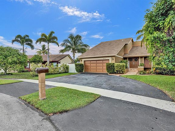 3rd image of 9444 NW 46th Street