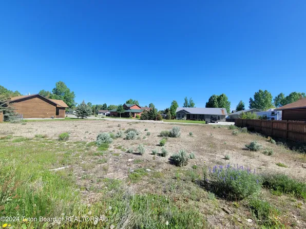 184 Spruce St, Pinedale, WY 82941