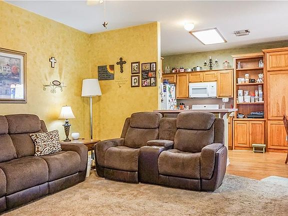 5th image of 606 Morning Dove Dr
