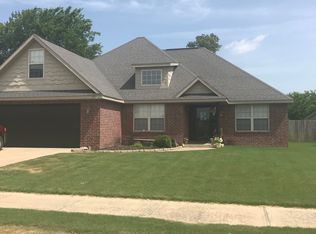 507 Maci Ct, Siloam Springs, AR 72761