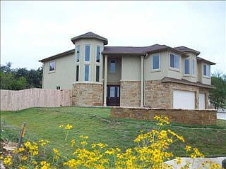5th image of 15201 Falcon Dr