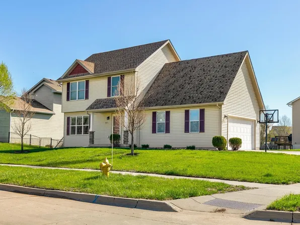 105 SE Kellerman Ln, Waukee, IA 50263
