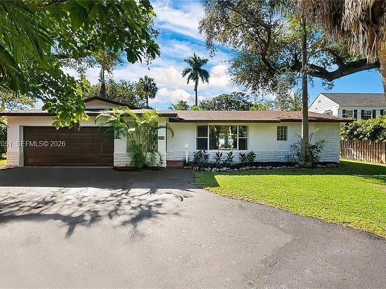 2810 Riverland Rd — Photo 32