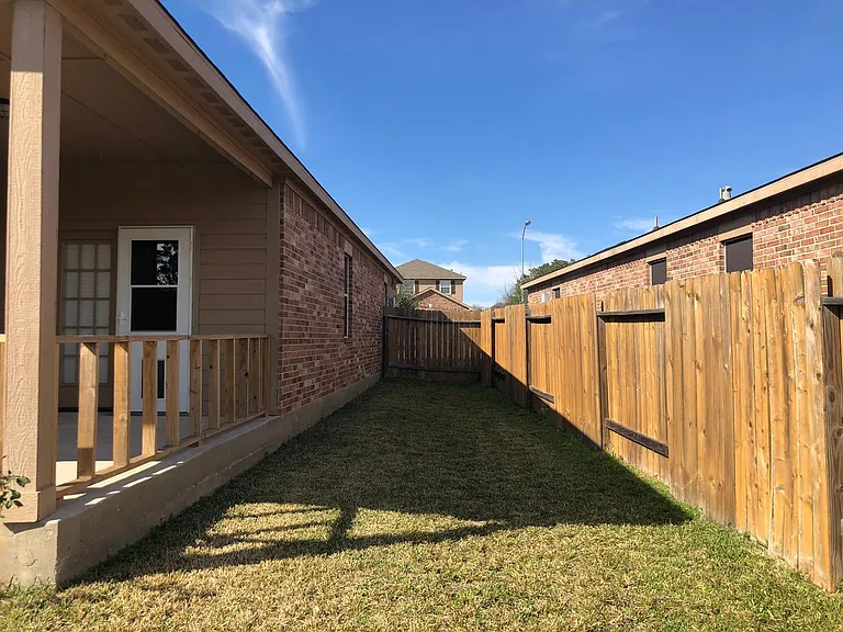 30826 W Lost Creek Blvd — Photo 13