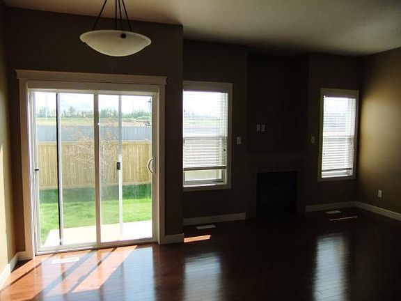 Sandstone-05_06022022