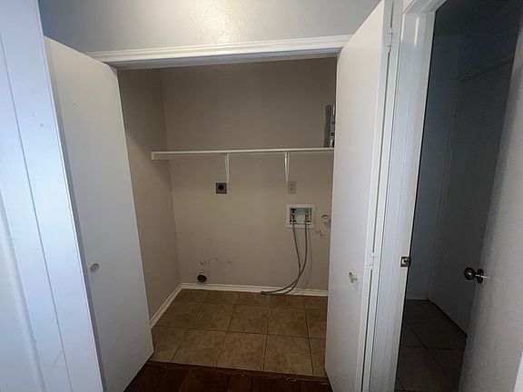 5th image of 8035 Cantura Mls