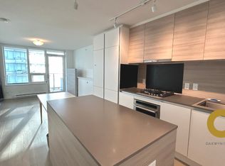 988 Quayside Dr #1A, New Westminster, BC V3M 0L5