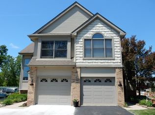 27902 Reo Rd #14, Grosse Ile, MI 48138