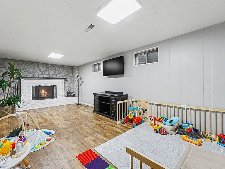 8888 W Woodard Dr — Photo 11