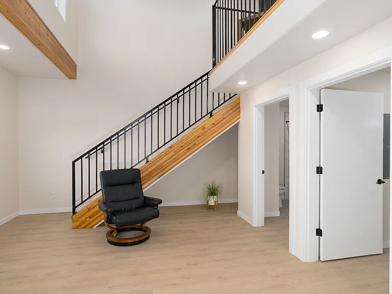 7275 W Clearwater Ave — Photo 19