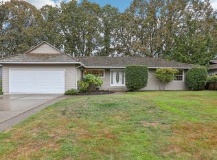 15250 NW Oak Hills Dr, Beaverton, OR