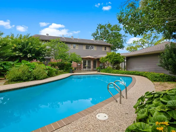 10626 Valley Forge Dr, Houston, TX 77042