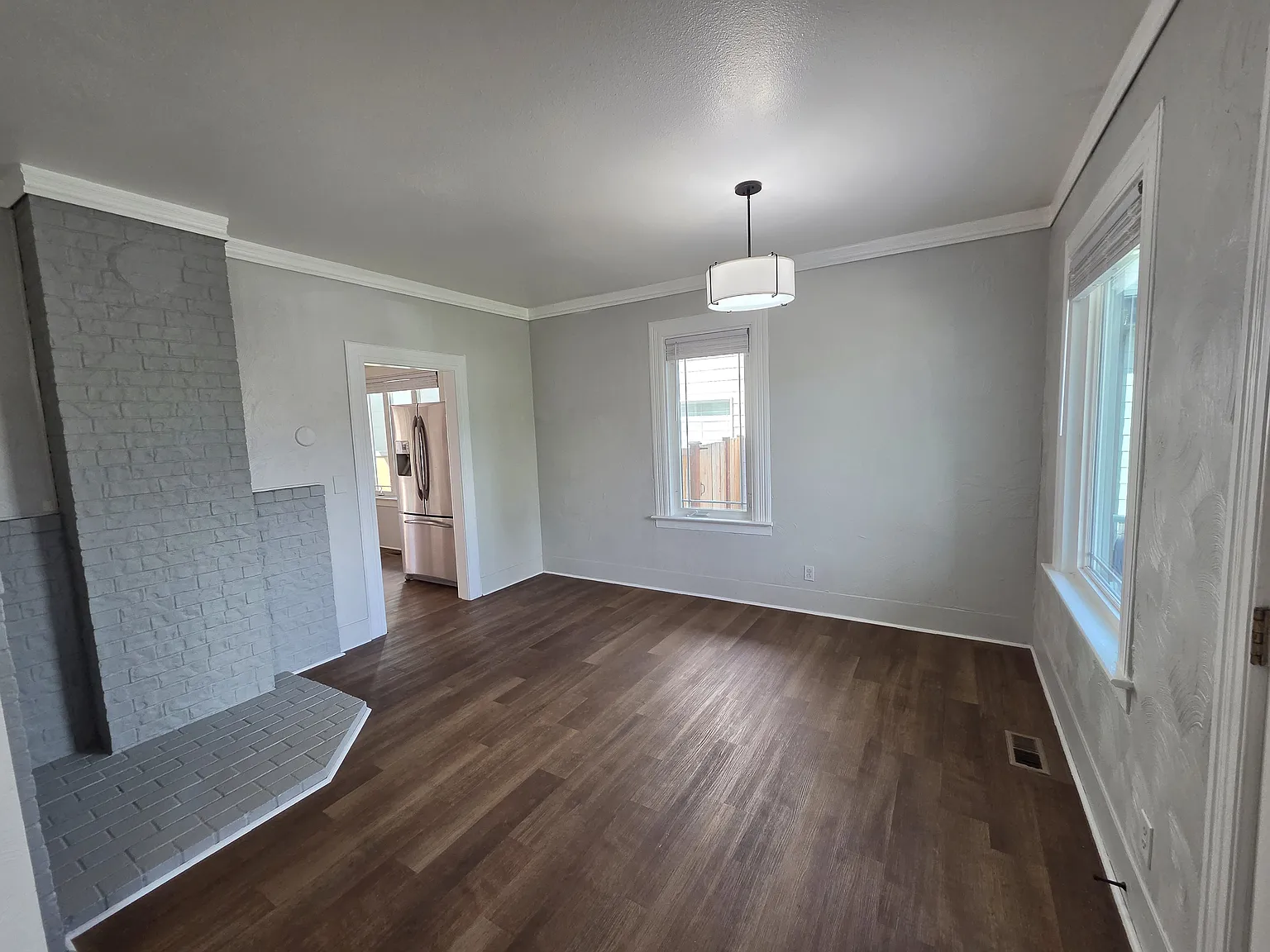 4 bed, 1370 sqft, $3,200 — Photo 3