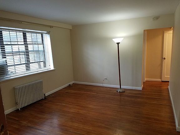 4th image of 7804 147th St APT 1F