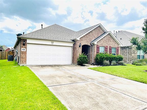 4th image of 4610 Brant Crossing Dr