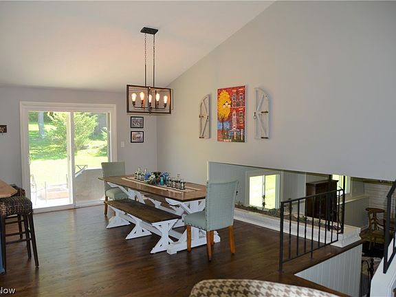 5th image of 10615 Hickory Hill Ct