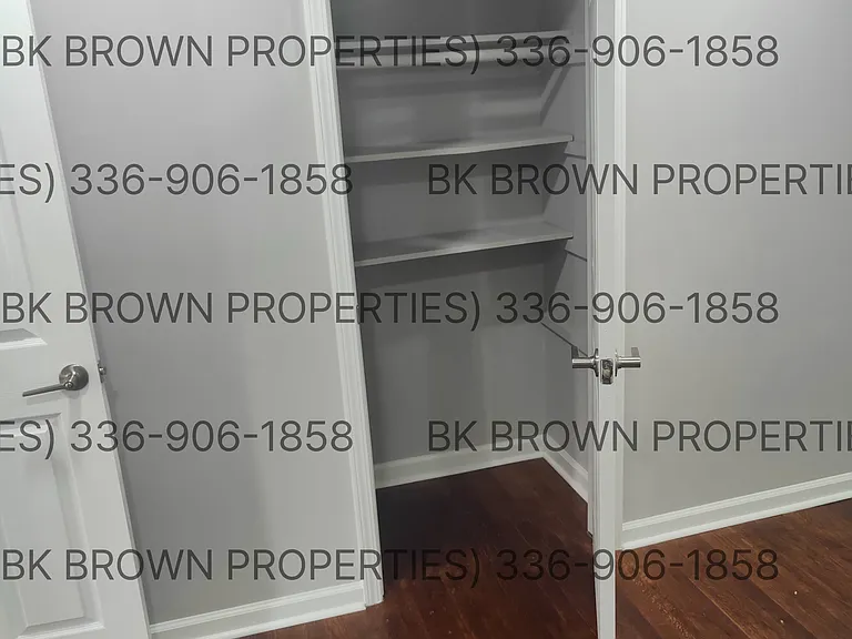 2115 Friends Ave — Photo 11