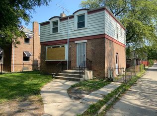 9943 S Paxton Ave, Chicago, IL