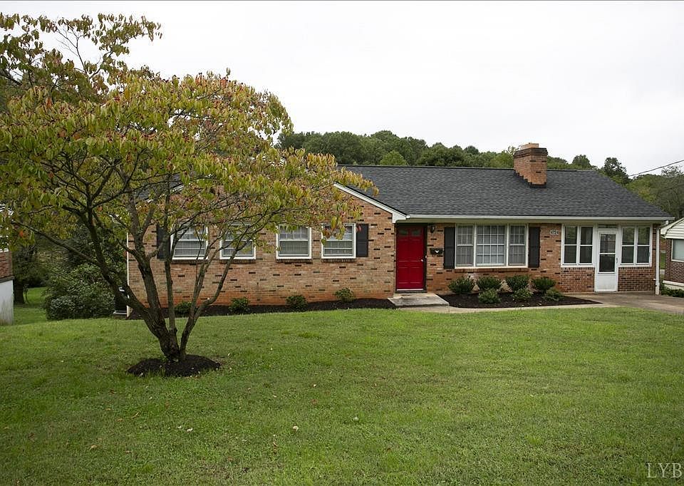 1st image of 4724 Oakdale Dr