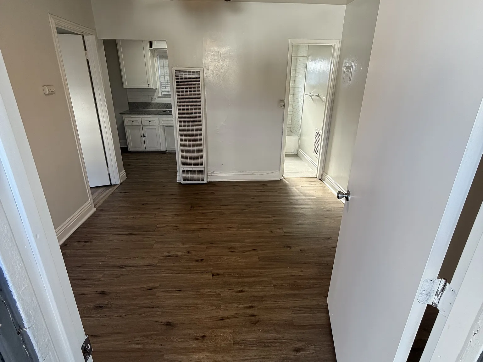 1 bed, $1,695 — Photo 2