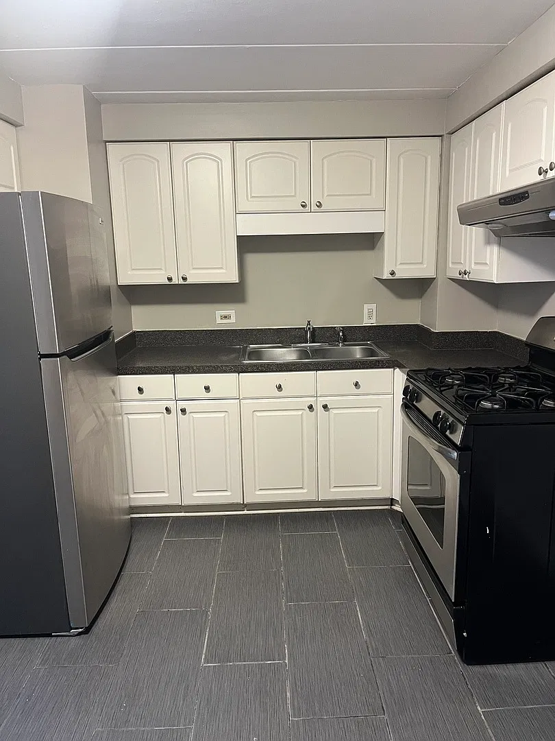 2 bed, 800 sqft, $1,625 — Photo 4