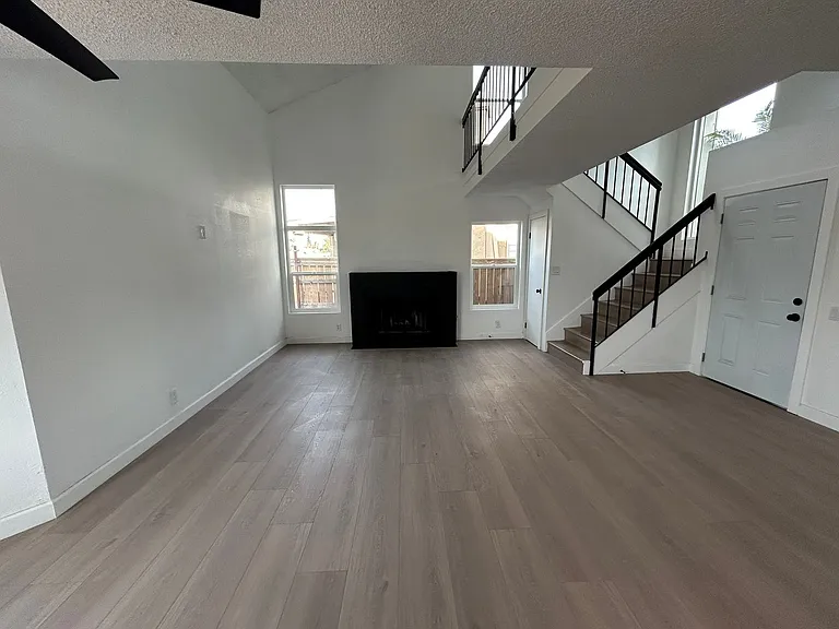 12040 Woodbridge Dr — Photo 12