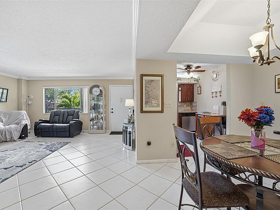 4th image of 7544 Ashmont Circle #202