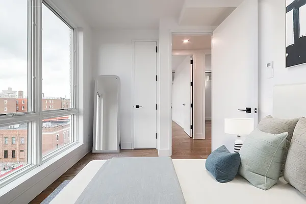 Rented by Twin Group | media 38