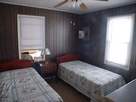 2nd Bedroom