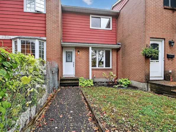 928 Meadowlands Dr, Ottawa, ON K2C 0K3