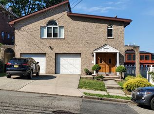 70 W Edsall Ave #1, Palisades Park, NJ 07650