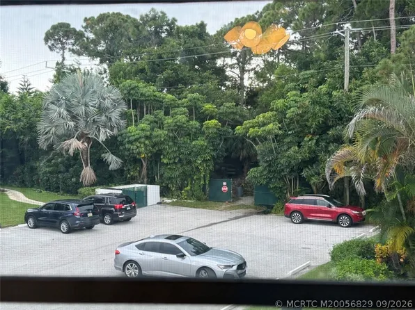 2600 SE Ocean Blvd APT J12, Stuart, FL 34996