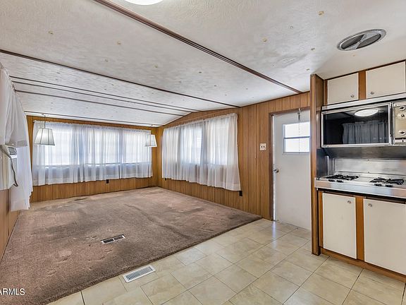 3rd image of 9301 E Pueblo Ave