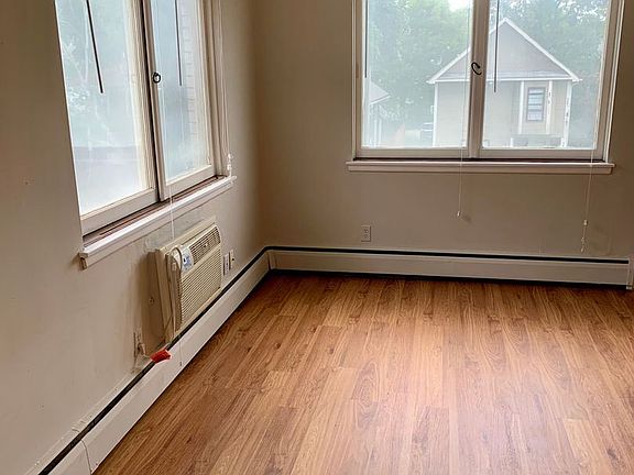 3rd image of 3615 Grand Ave S #105