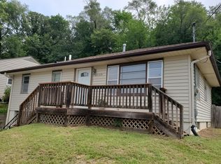 2229 Walton Ave, Council Bluffs, IA 51503